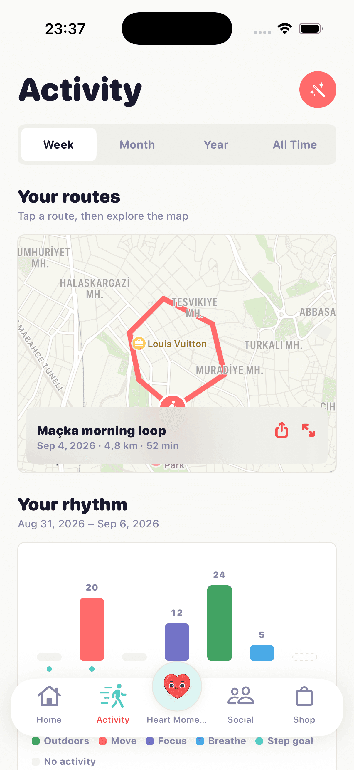 Amble Activity screen showing a saved walking route and weekly movement rhythm